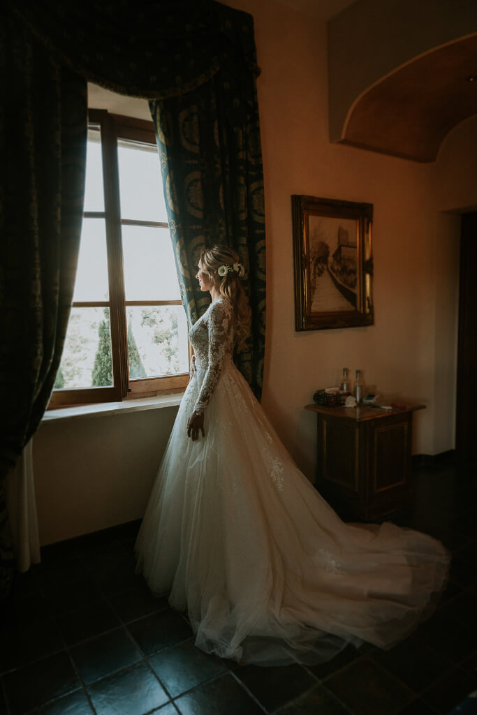 la sposa alla finestra del castello della castelluccia