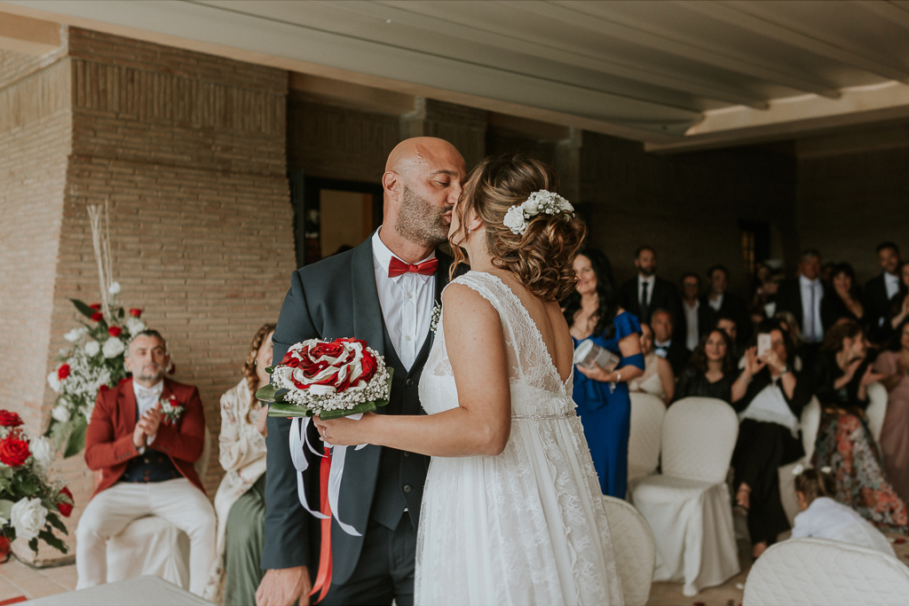 bacio matrimonio tenuta ceccucci roma
