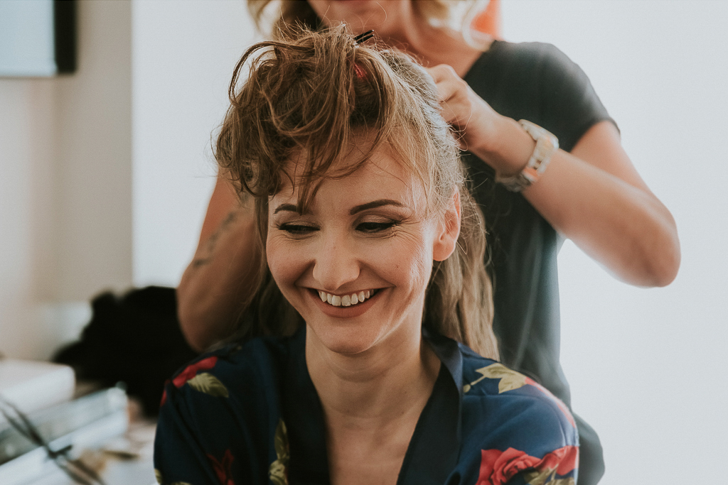 la sposa sorride il giorno del suo matrimonio a roma