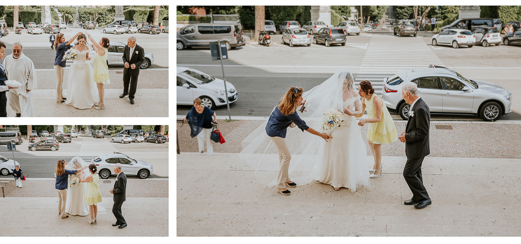 la sposa si sistema prima dell'ingresso in chiesa