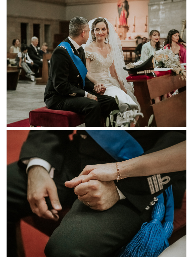 gli sposi si tengono la mano in chiesa