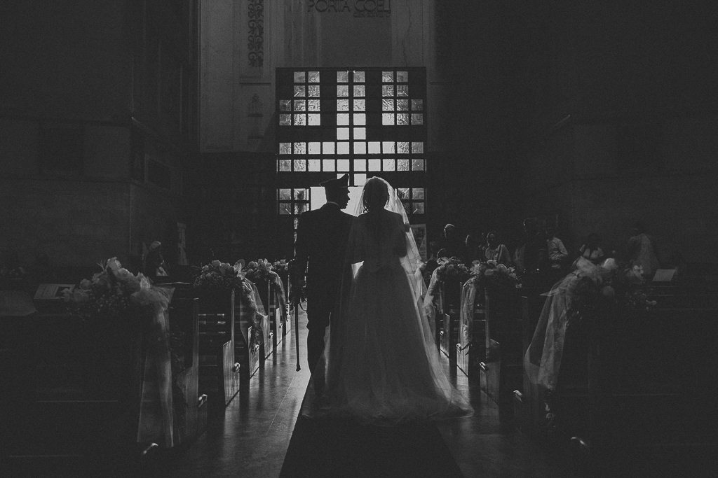 uscita dalla chiesa dopo la cerimonia