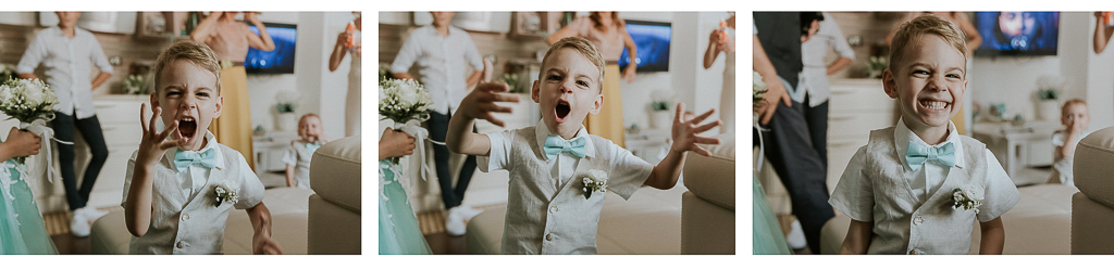 bambini giocano in casa