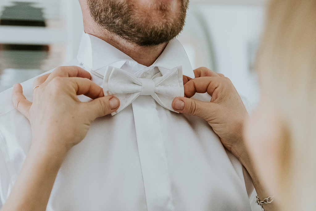 papillon bianco dello sposo