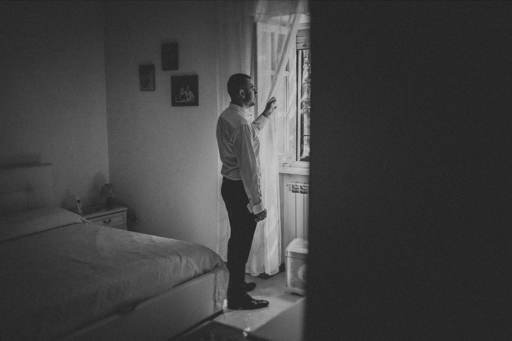 lo sposo nella sua stanza