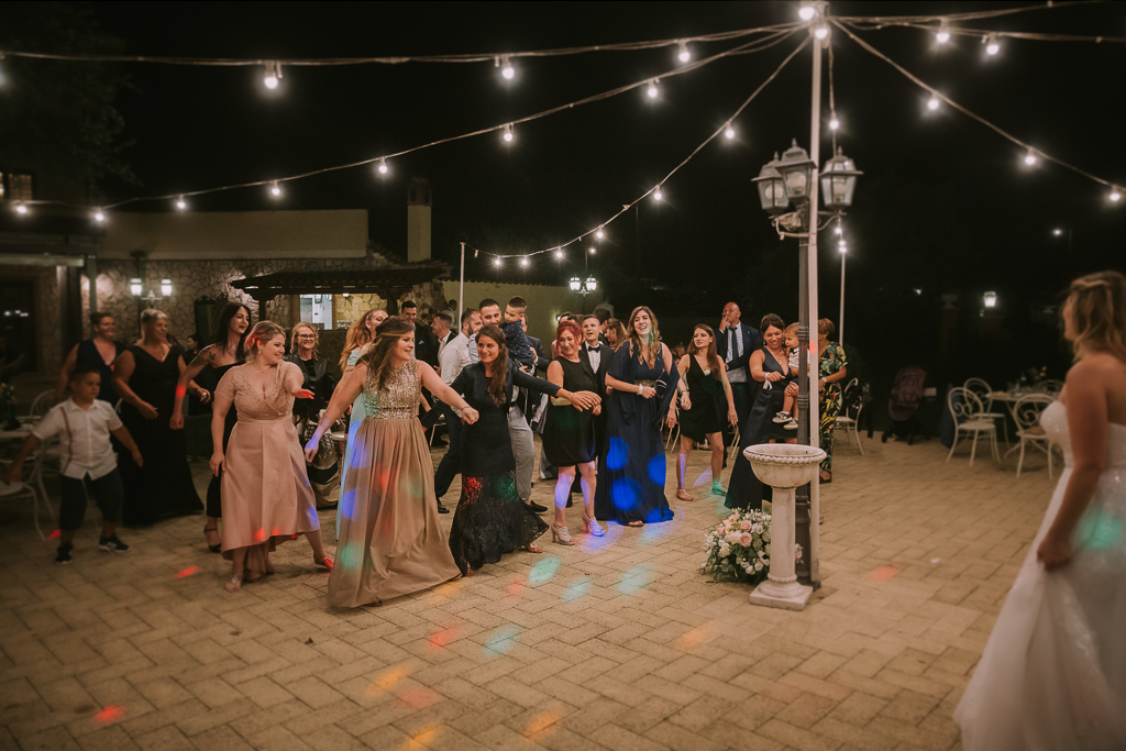 balli sotto le luminarie di tenuta agrivillage