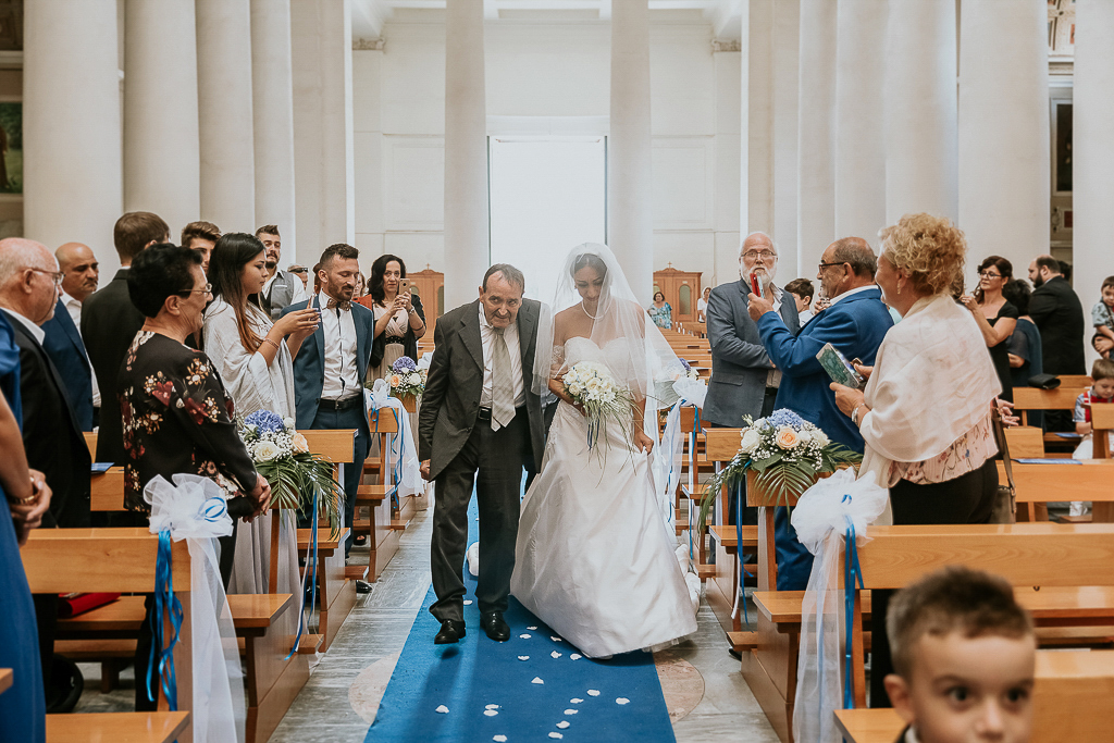 ingresso della sposa alla chiesa di terracina