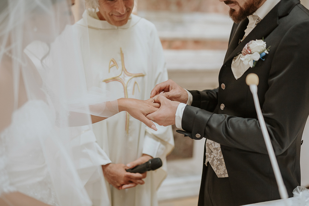 scambio degli anelli matrimonio terracina